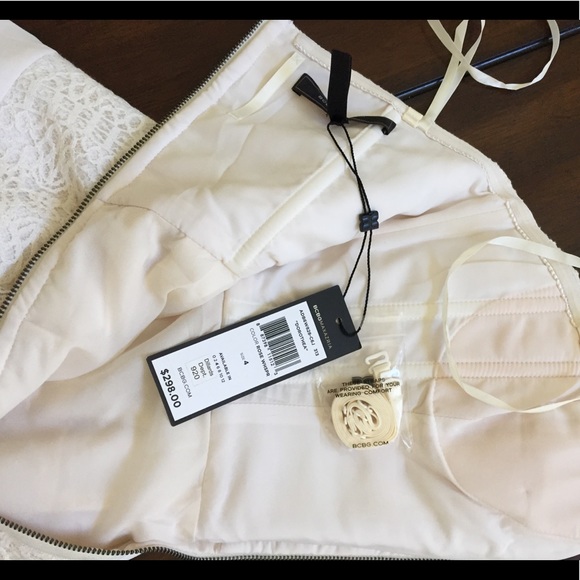 BCBGMaxAzria strapless dress. - Picture 3 of 8